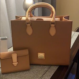 Dooney Handbag & wallet